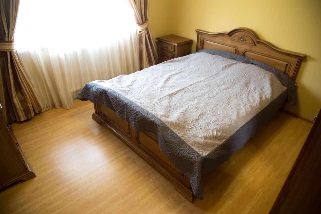 Hotel Happy Jaremče Esterno foto